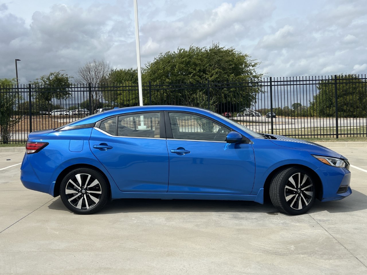 2023 Nissan Sentra 4