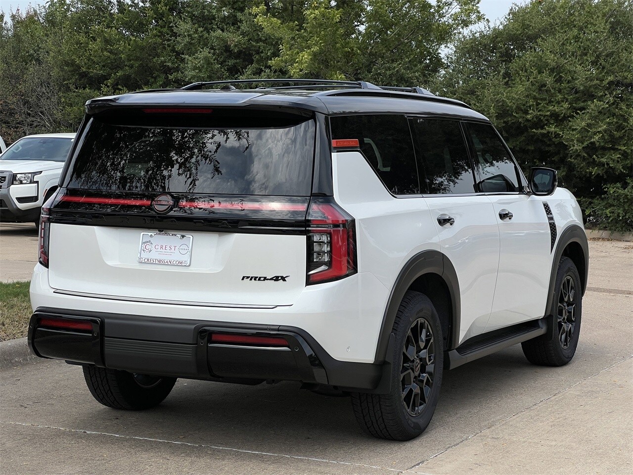 2026 Nissan Armada photo 3