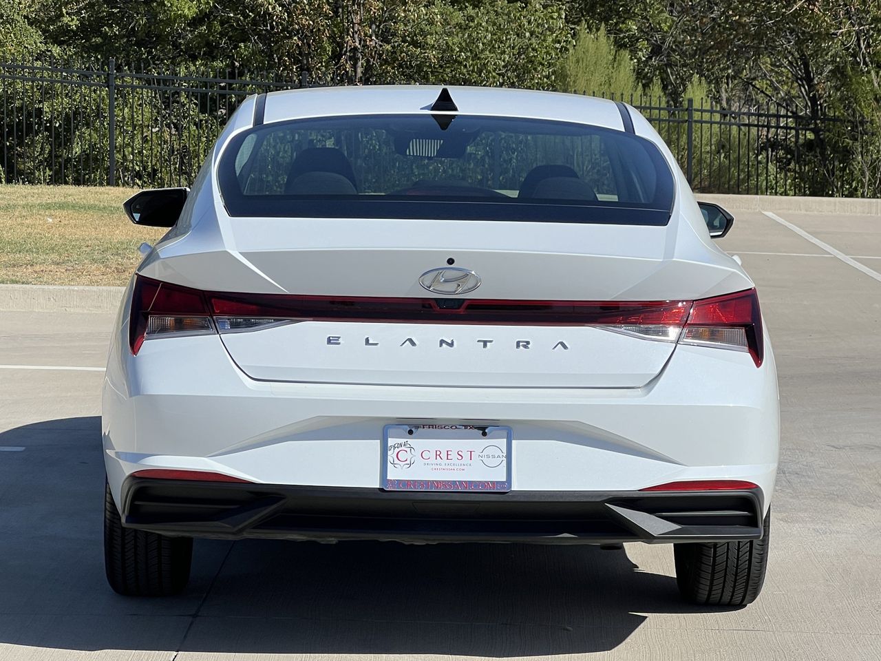 2022 Hyundai Elantra 6