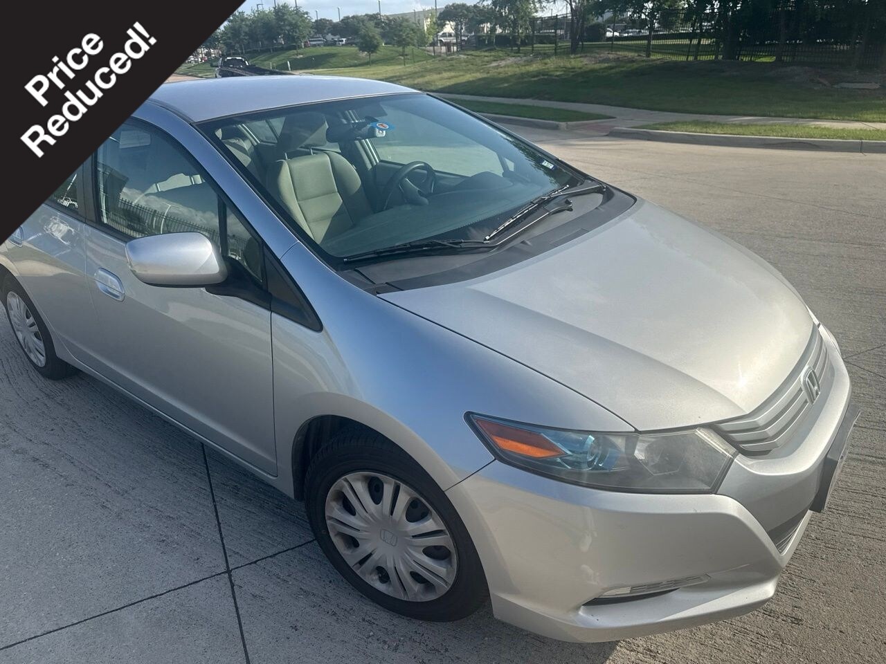 Alabaster Silver Metallic 2010 Honda Insight LX Hatchback Front-Wheel Drive Continuously Variable Transmission