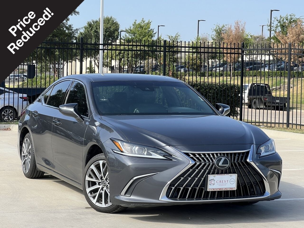 Cloudburst Gray 2022 Lexus ES Sedan Front-Wheel Drive 8-Speed Automatic