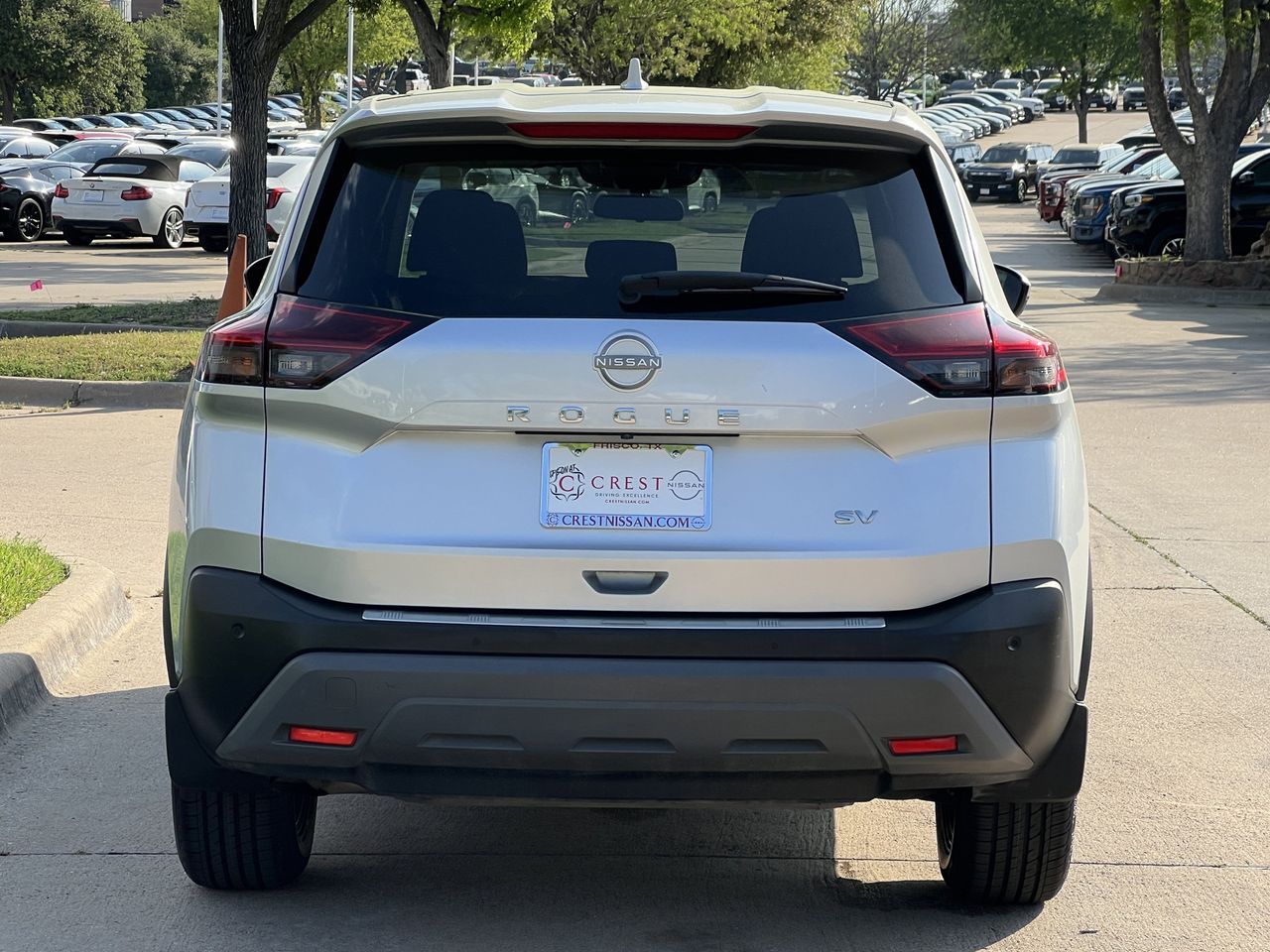 View vehicle photo 5