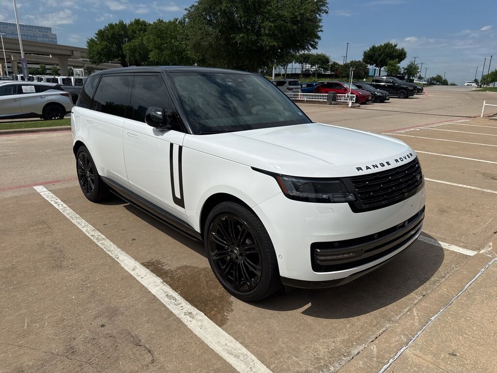 Used 2024 Land Rover Range Rover P400 SE SUV