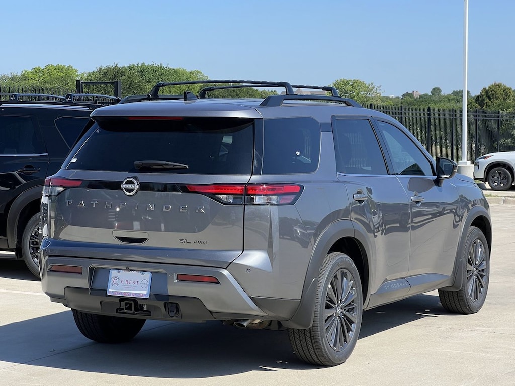 New 2026 Nissan Pathfinder SL SUV