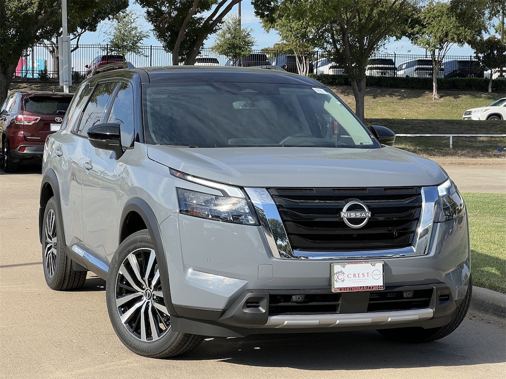 New 2025 Nissan Pathfinder Platinum SUV