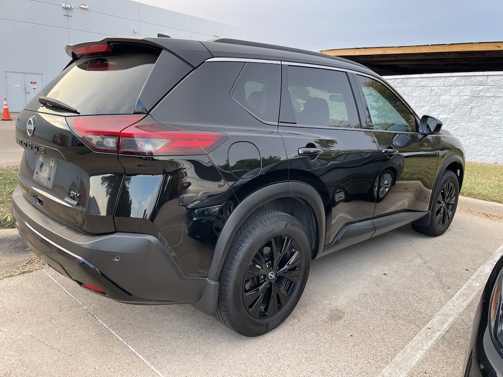 Used 2023 Nissan Rogue SV SUV