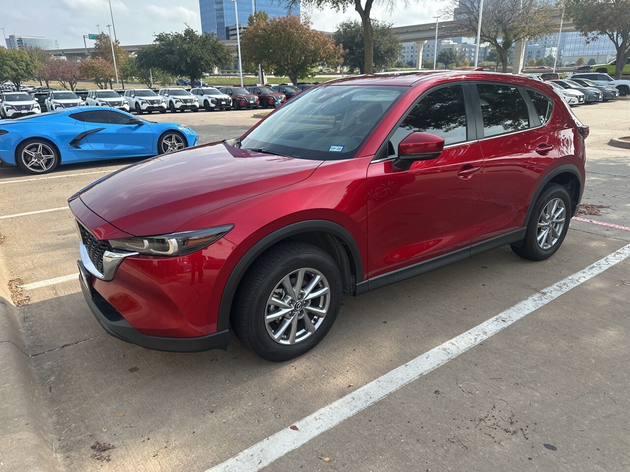 2022 Mazda CX-5 2.5 S Preferred photo 2