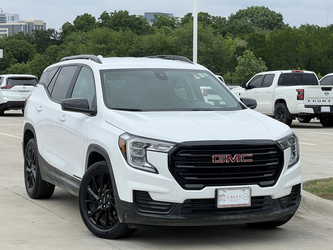2023 GMC Terrain SLE FWD's photo