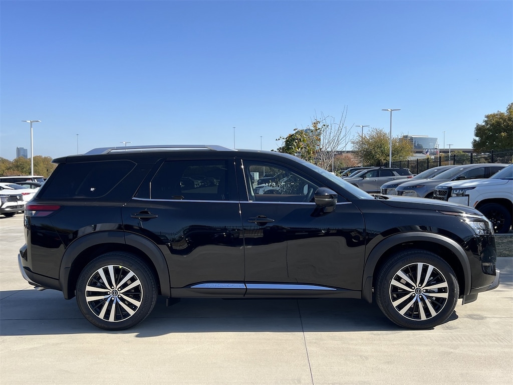 New 2025 Nissan Pathfinder Platinum SUV