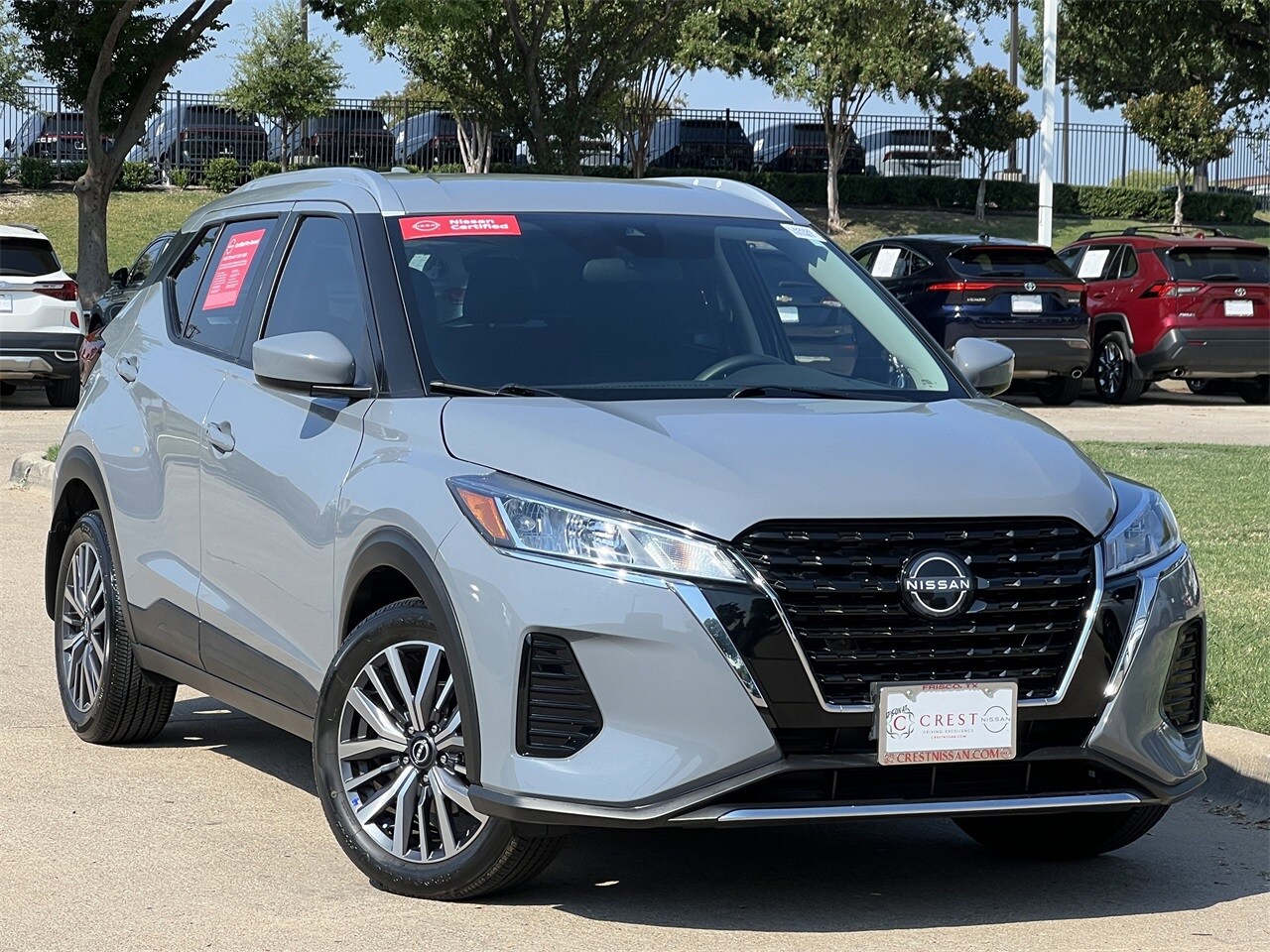 2024 Nissan Kicks SV photo 2