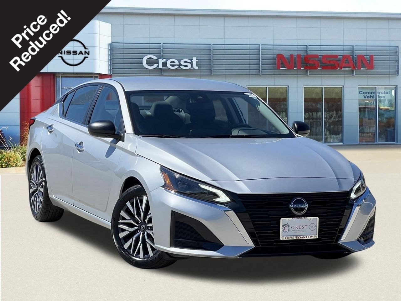 Brilliant Silver 2025 Nissan Altima Sedan Front-Wheel Drive Continuously Variable Transmission