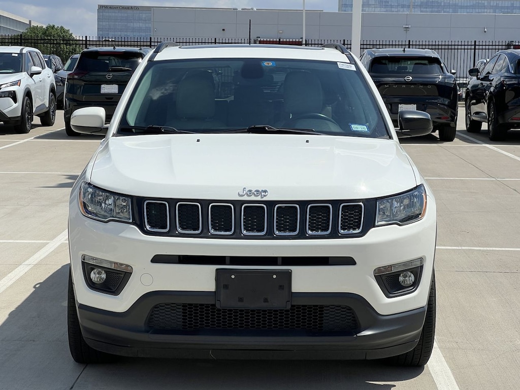 Used 2018 Jeep Compass Latitude SUV