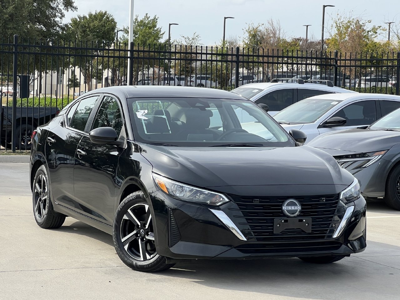 2025 Nissan Sentra SV FWD