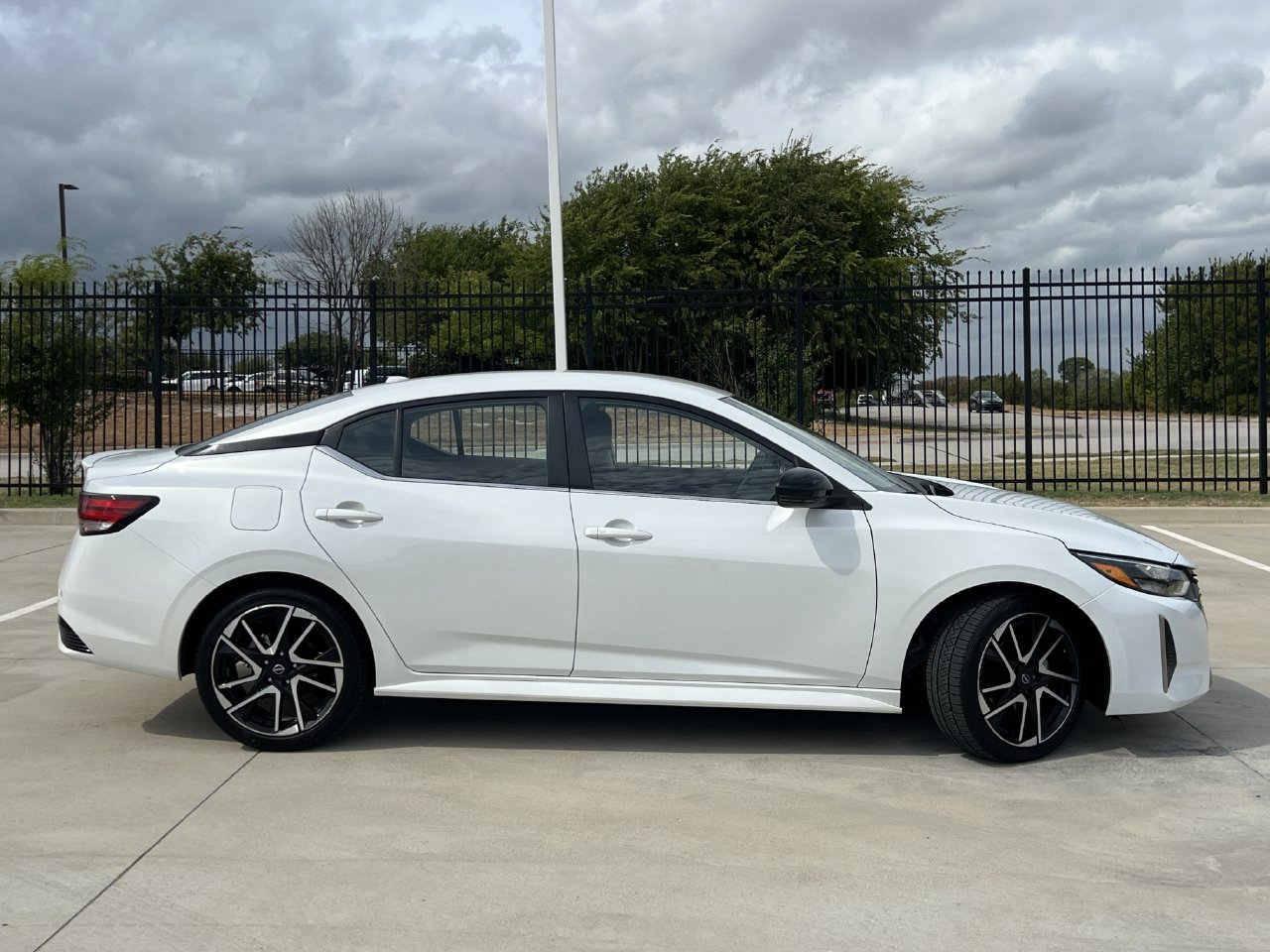 Used 2025 Nissan Sentra SR Sedan