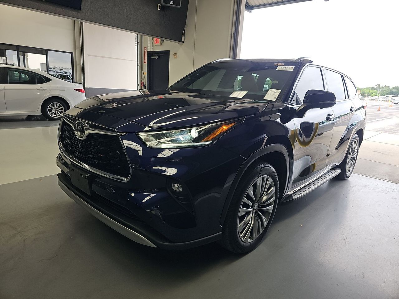 car-gallery-1