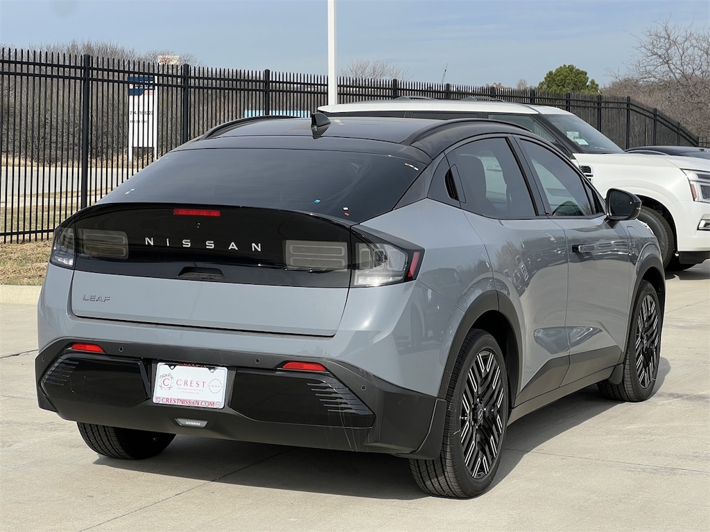 New 2026 Nissan LEAF Platinum+ SUV