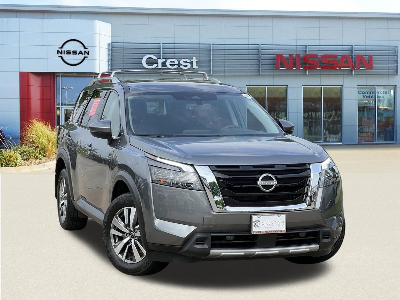 Gray (Gun Metallic) 2025 Nissan Pathfinder SL 4WD SUV / Crossover All-Wheel Drive 9-Speed Automatic