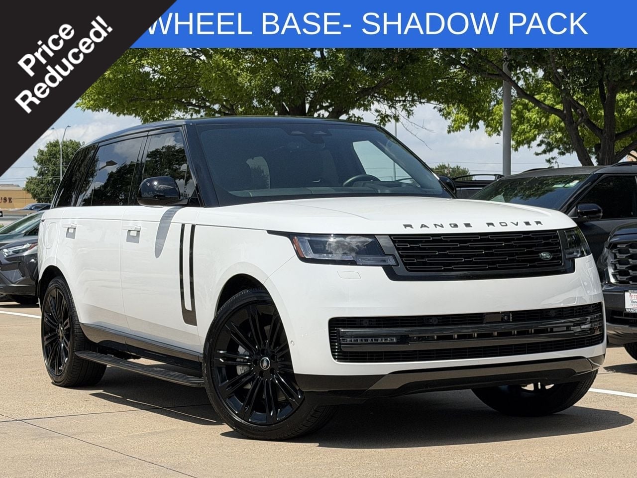 Ostuni Pearl White Prem Met 2025 Land Rover Range Rover SUV / Crossover All-Wheel Drive 8-Speed Automatic