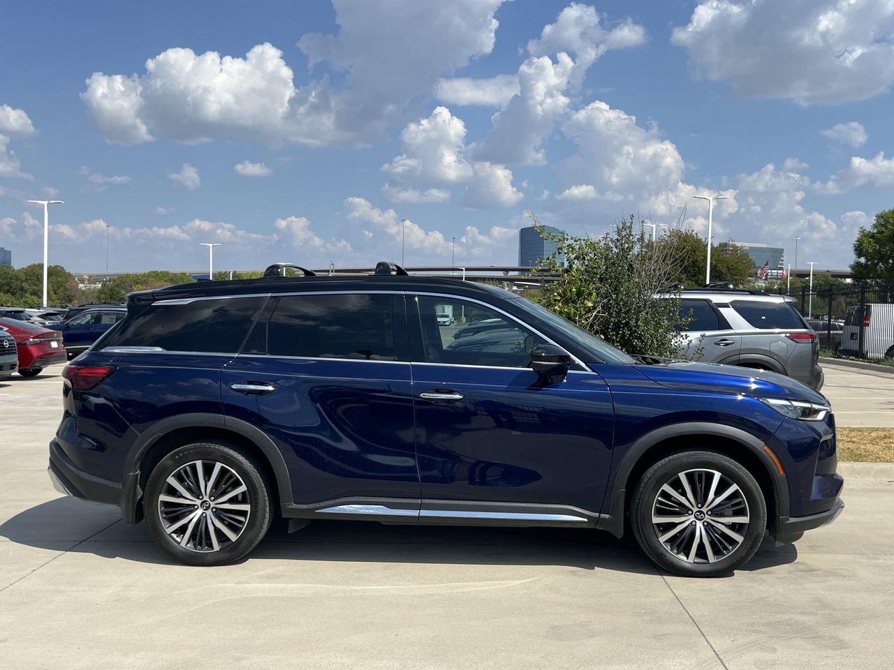 2022 INFINITI QX60 4