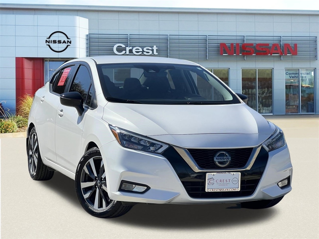 2020 Nissan Versa SR FWD