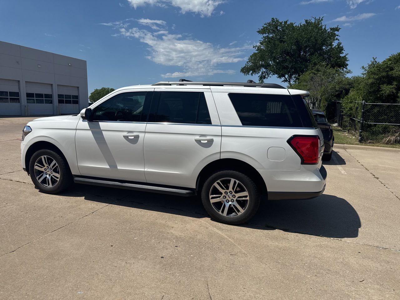 2024 Ford Expedition XLT's photo