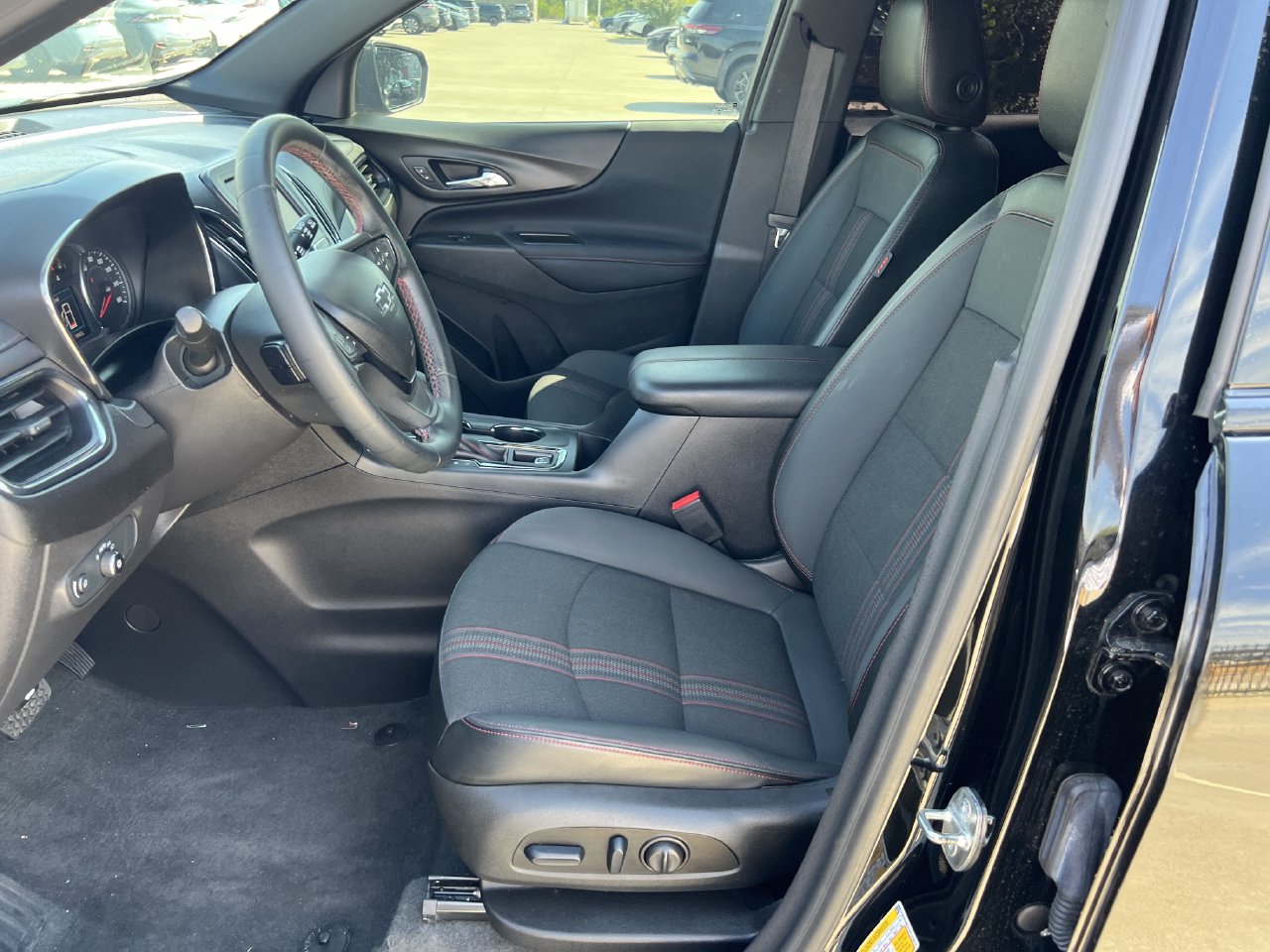2024 Chevrolet Equinox 6