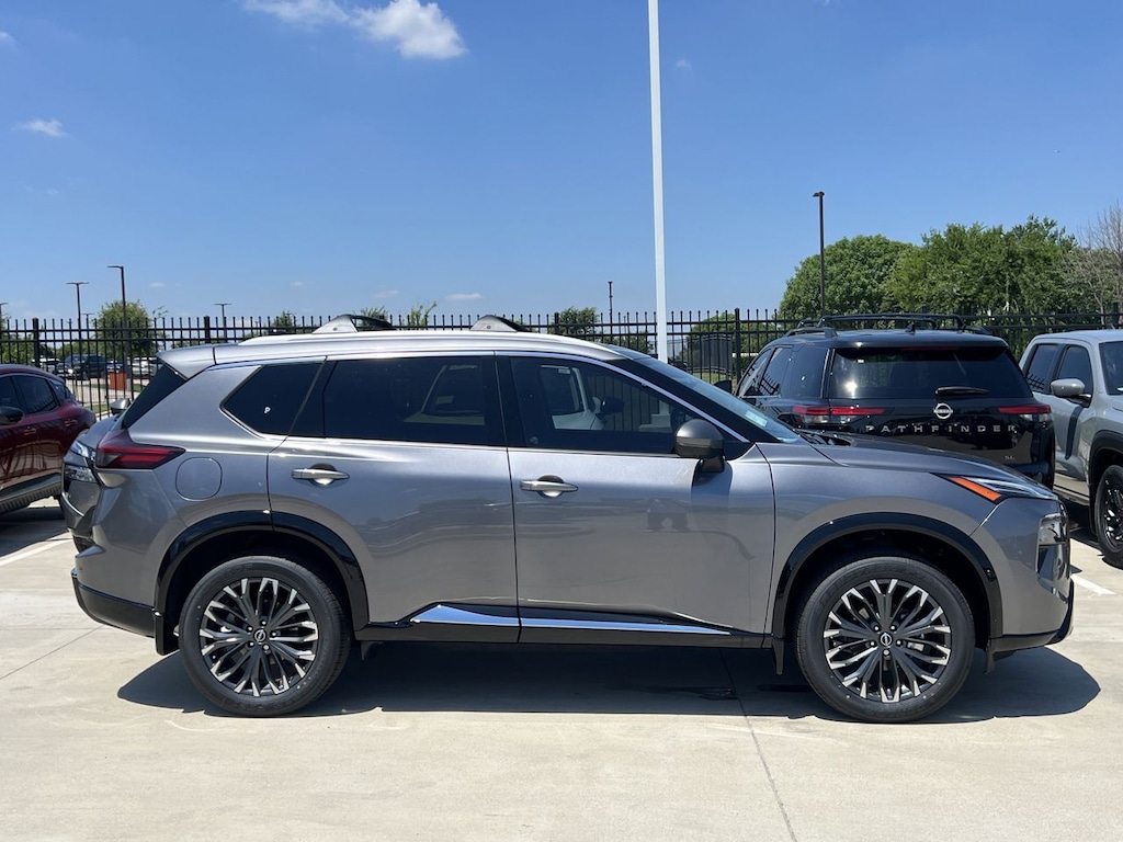 New 2026 Nissan Rogue Platinum SUV