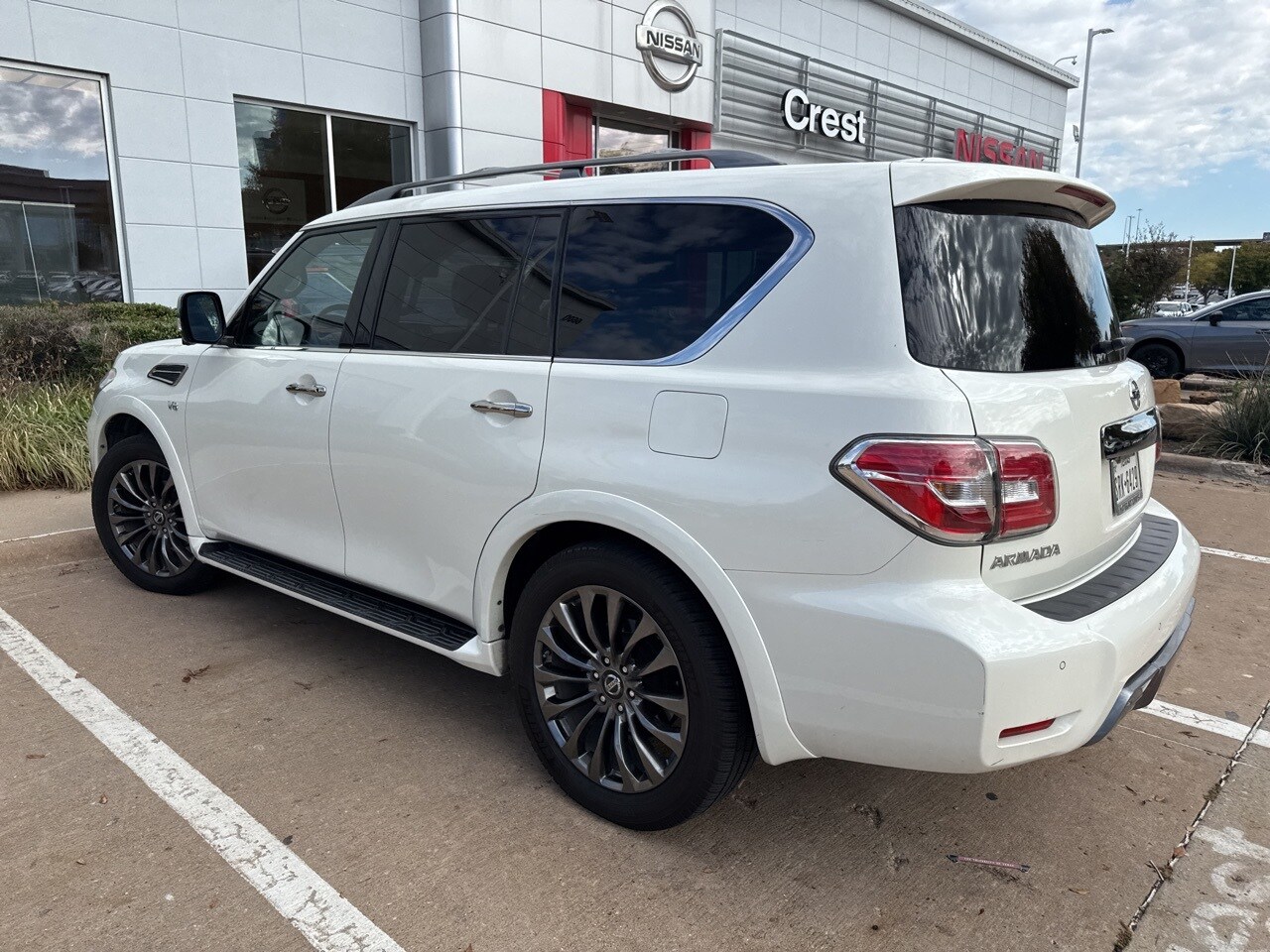 2020 Nissan Armada Platinum Reserve photo 3