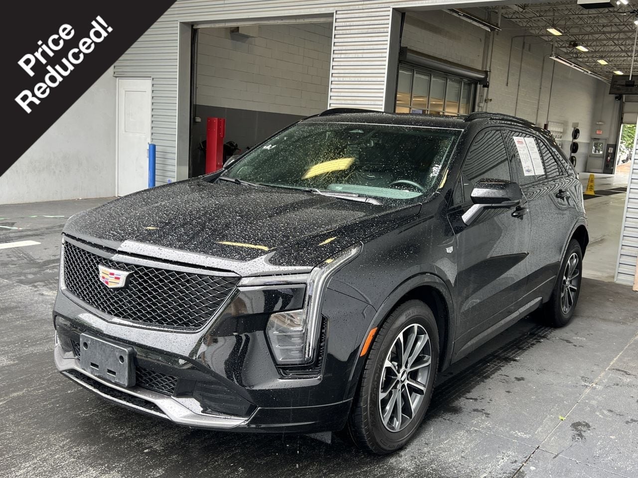 2025 Cadillac XT4 Sport's photo
