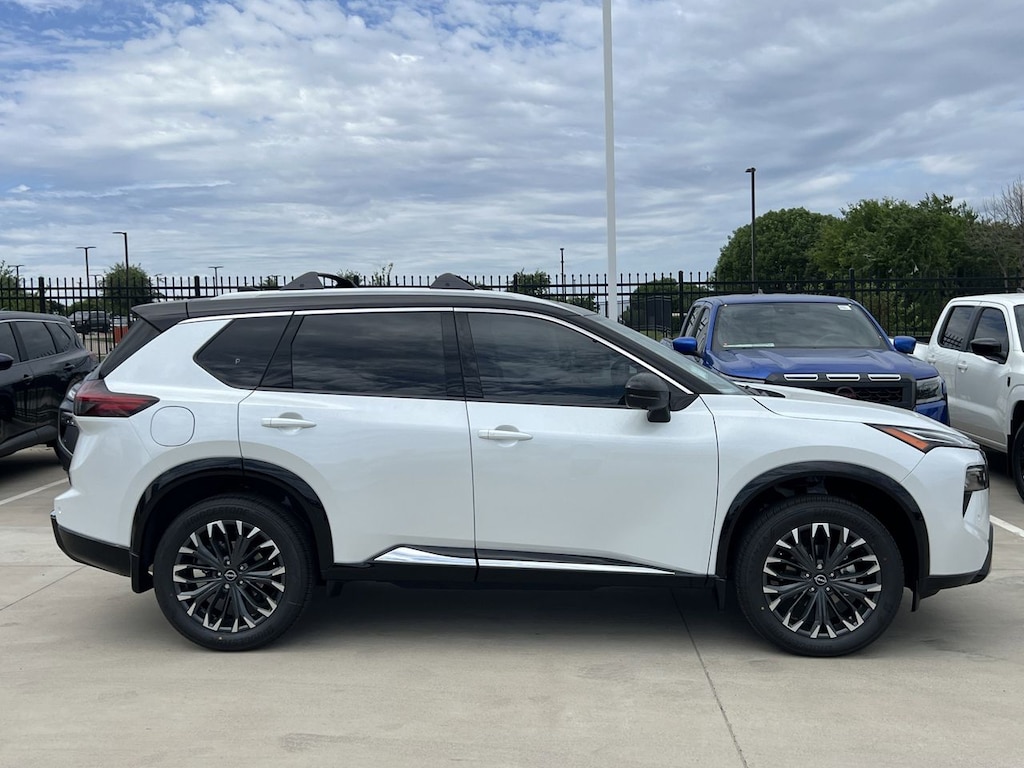 New 2026 Nissan Rogue Platinum SUV