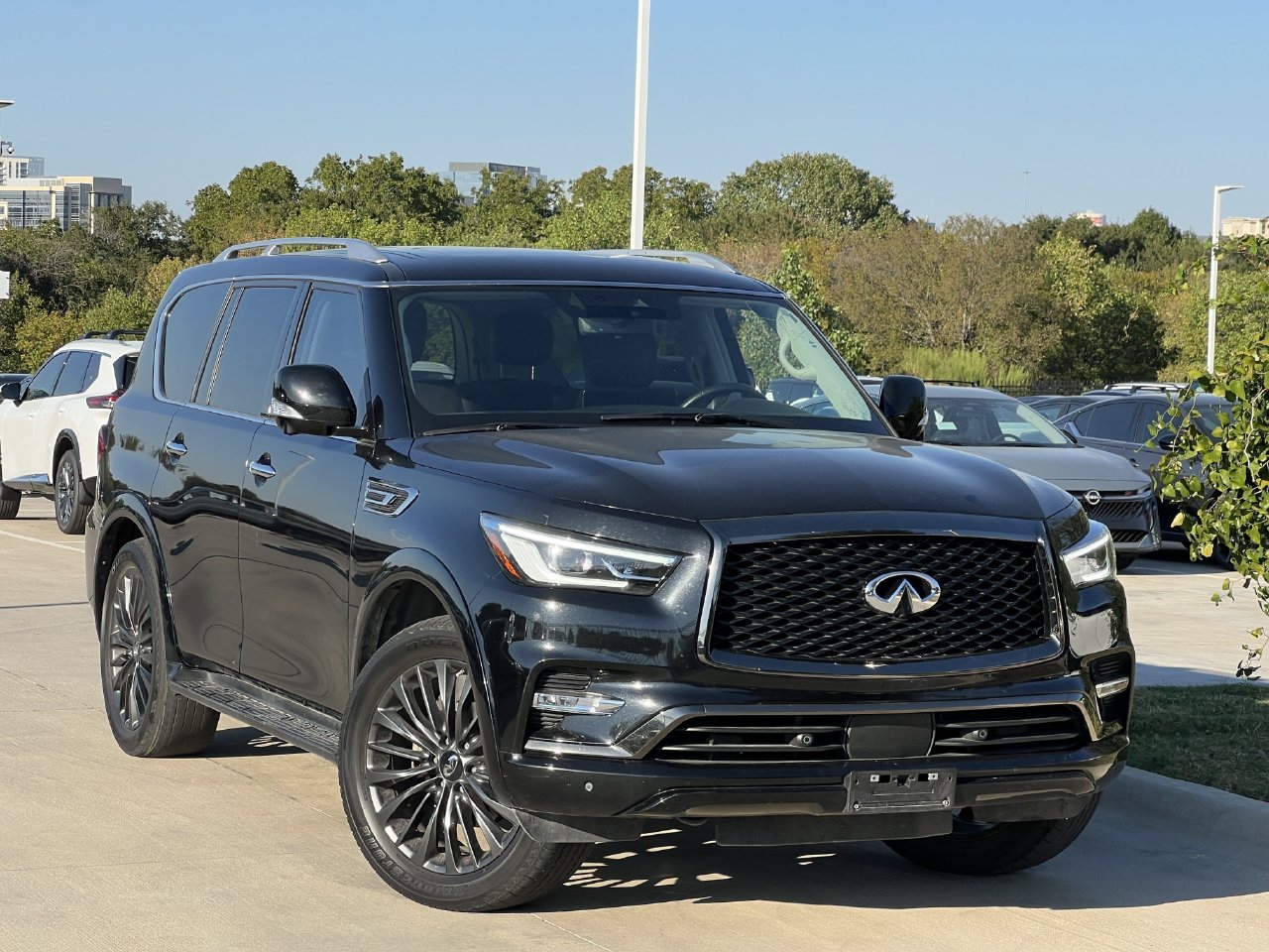 Used 2022 INFINITI QX80 Premium Select SUV