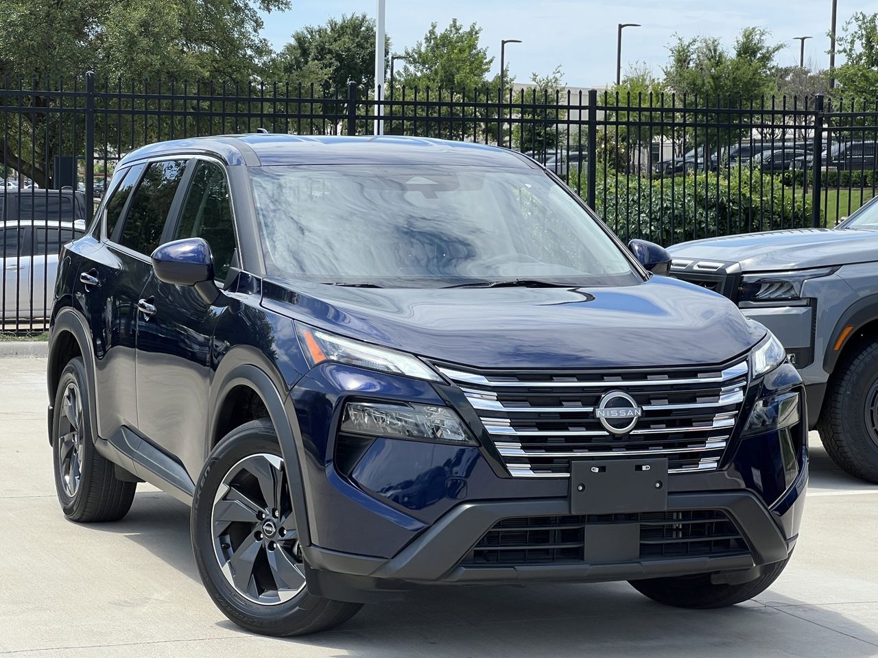 2024 Nissan Rogue SV FWD's photo