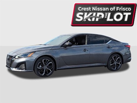 2025 Nissan Altima SR Sedan