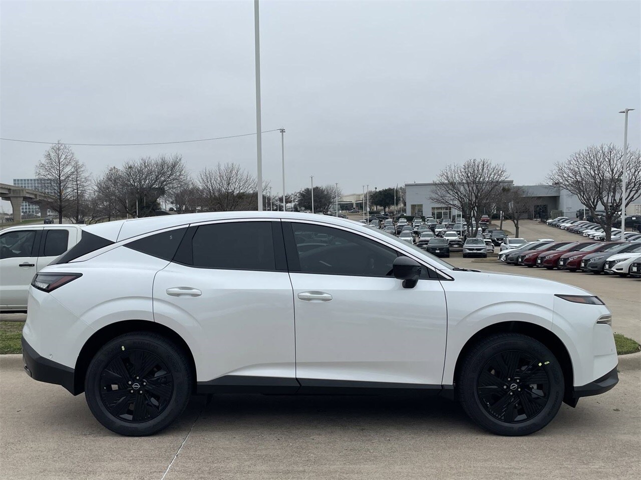 2025 Nissan Murano SV photo 3