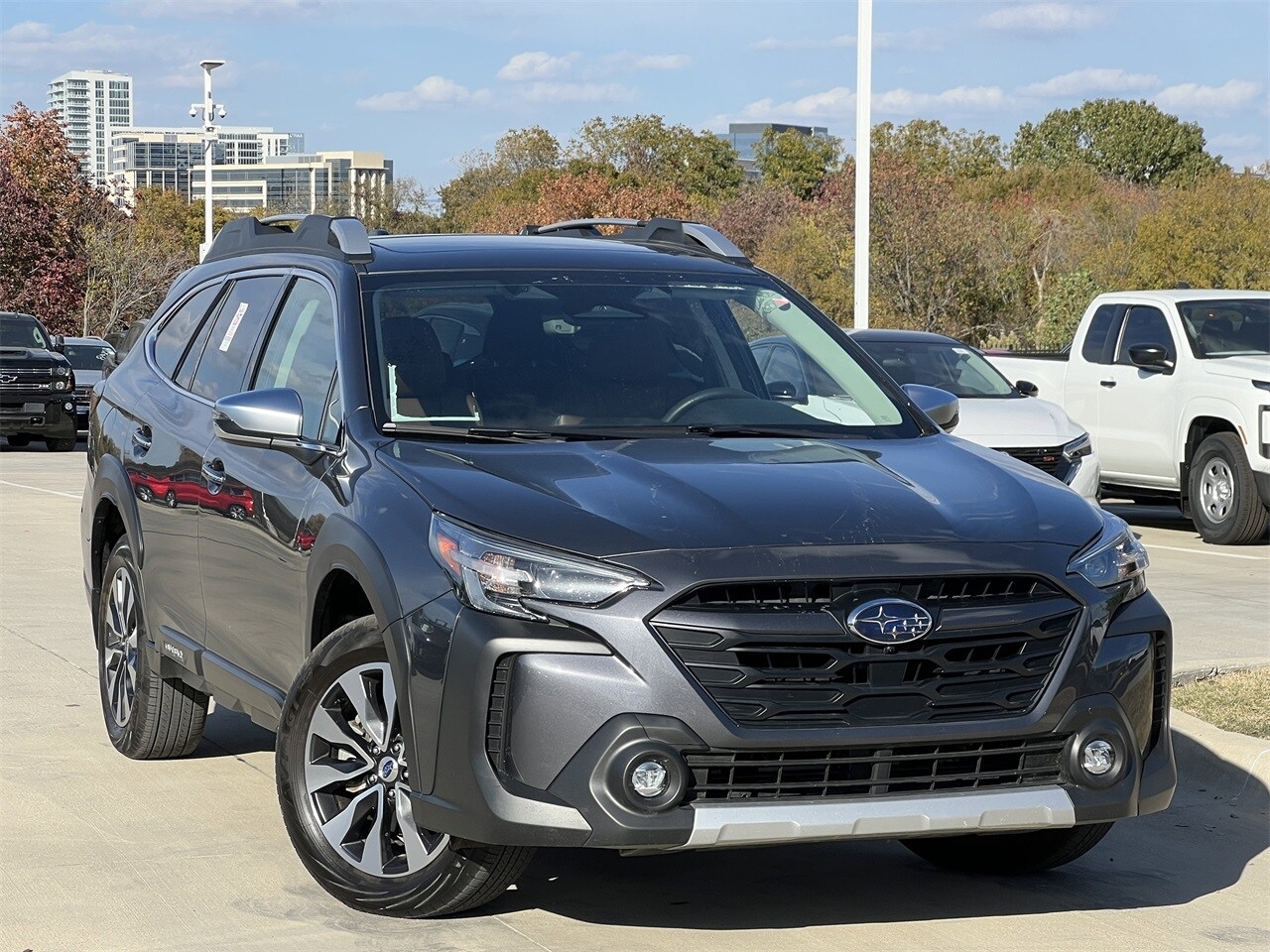 2025 Subaru Outback Touring XT photo 2