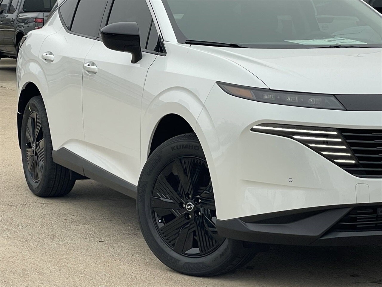 2025 Nissan Murano SV photo 2