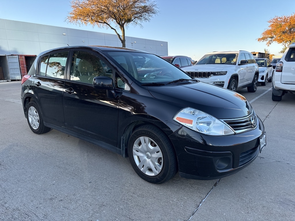 Used 2011 Nissan Versa 1.8 S Hatchback