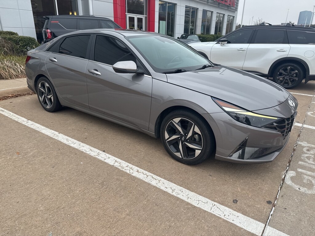 Used 2023 Hyundai Elantra HEV Limited Sedan