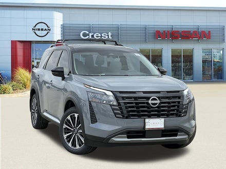 2026 Nissan Pathfinder Platinum SUV