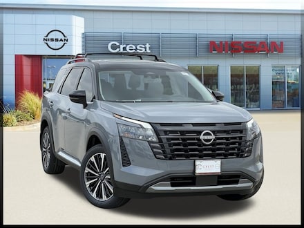 2026 Nissan Pathfinder Platinum SUV