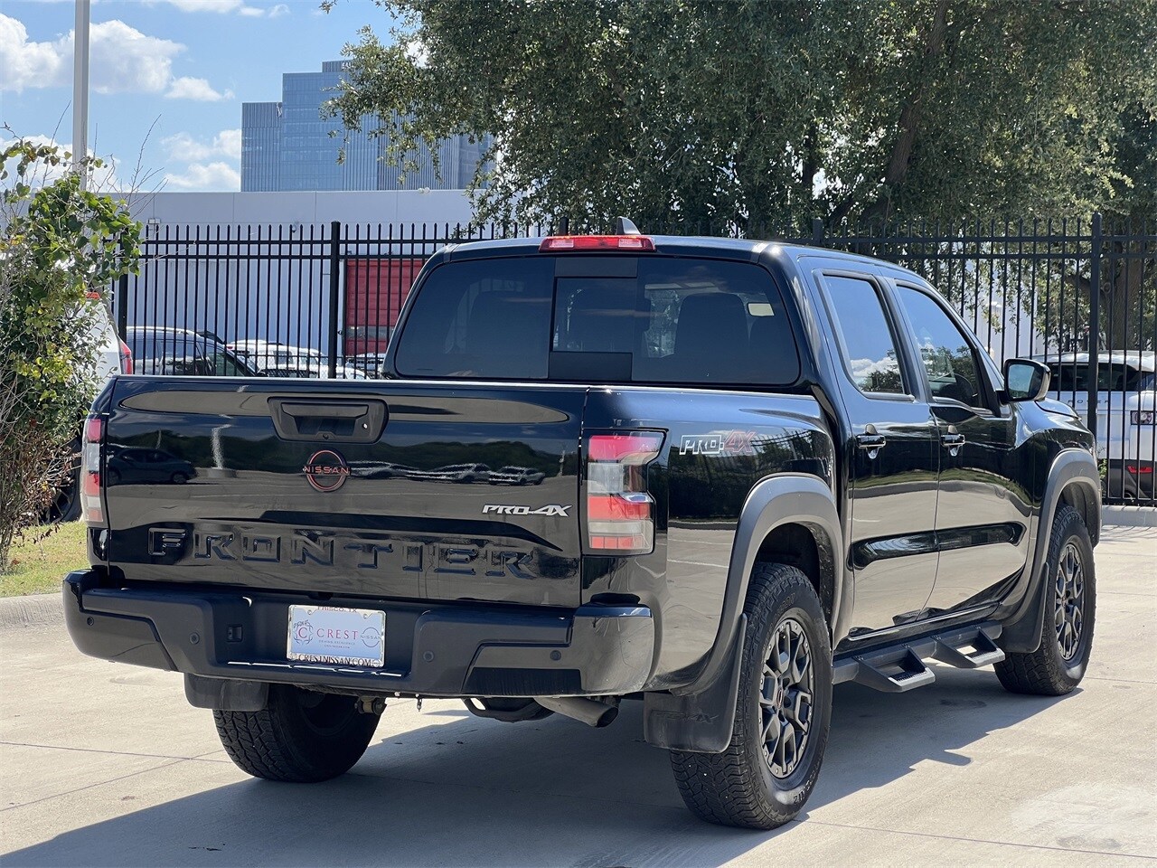 2023 Nissan Frontier PRO-4X photo 4