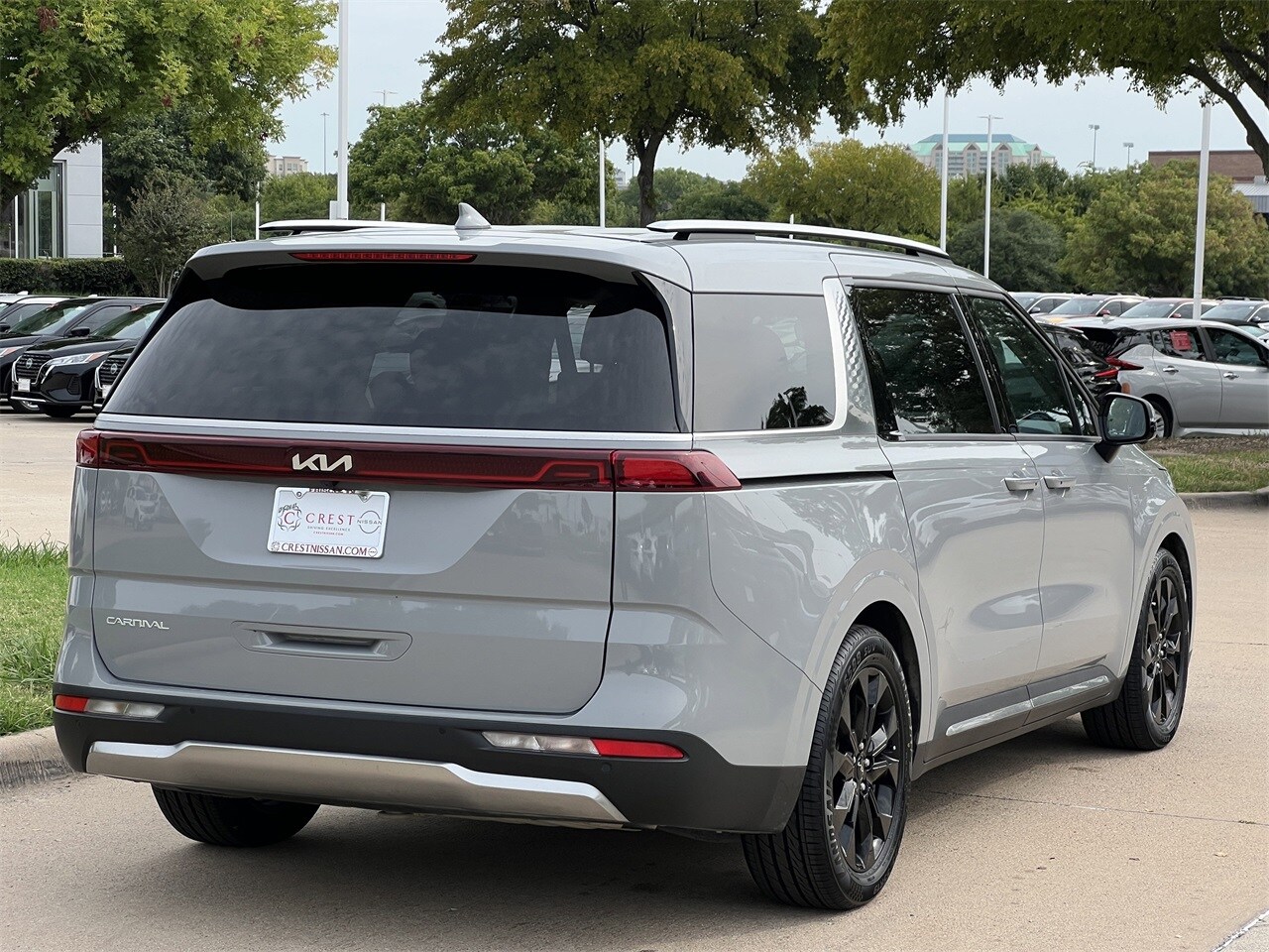 2023 Kia Carnival SX Prestige photo 4