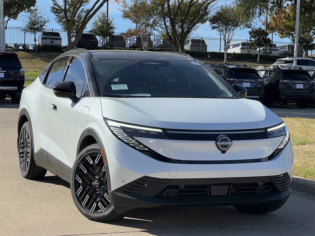New 2026 Nissan LEAF Platinum+ UT