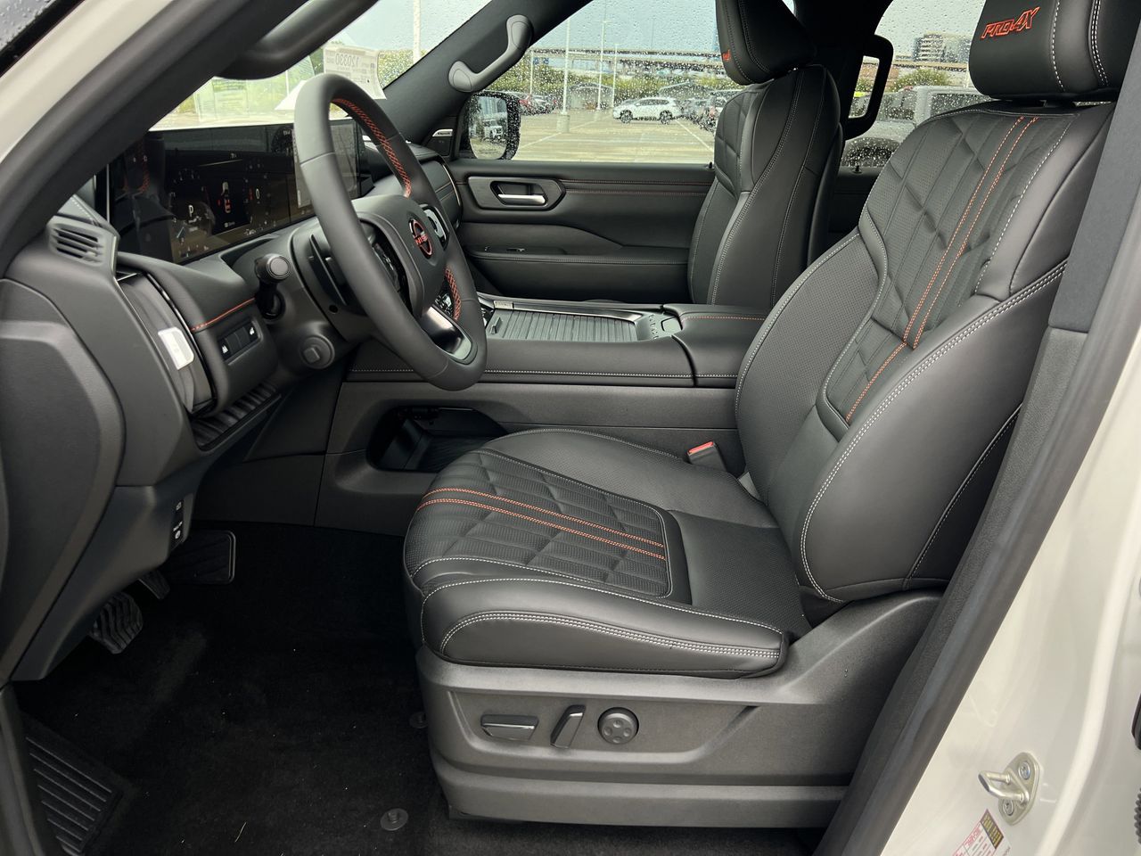 2026 Nissan Armada PRO-4X - Photo 13