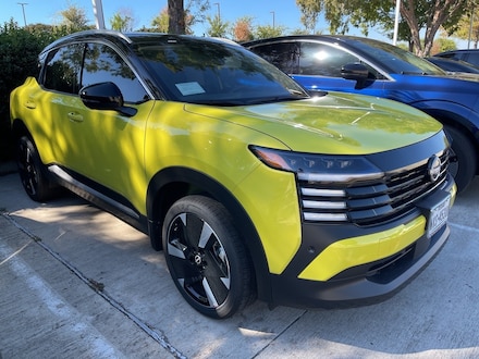 2025 Nissan Kicks SR SUV