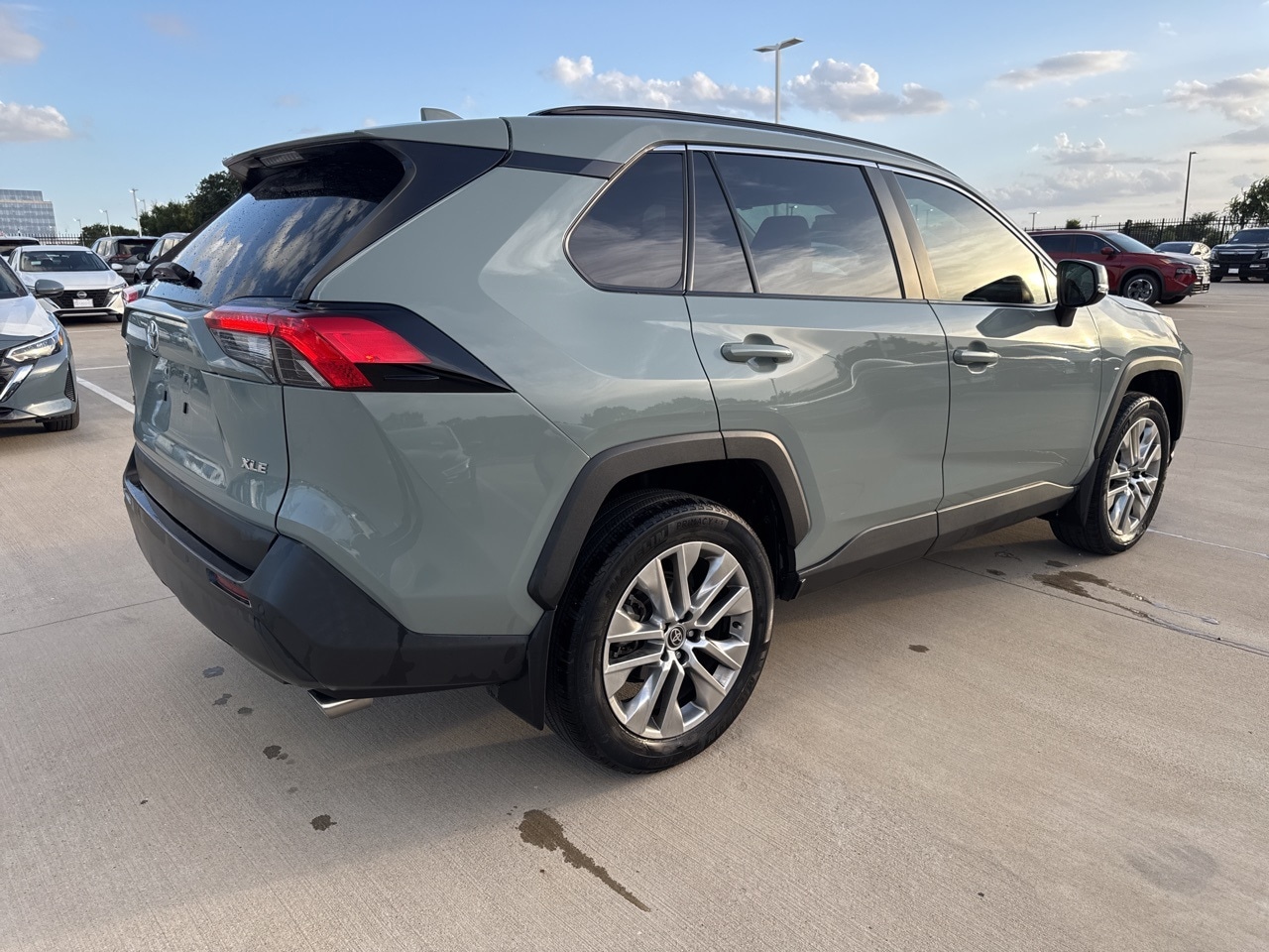 Used 2022 Toyota RAV4 XLE Premium with VIN 2T3C1RFV5NW206094 for sale in Northfield, Minnesota