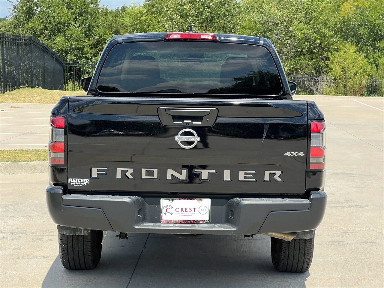2024 Nissan Frontier S photo 3