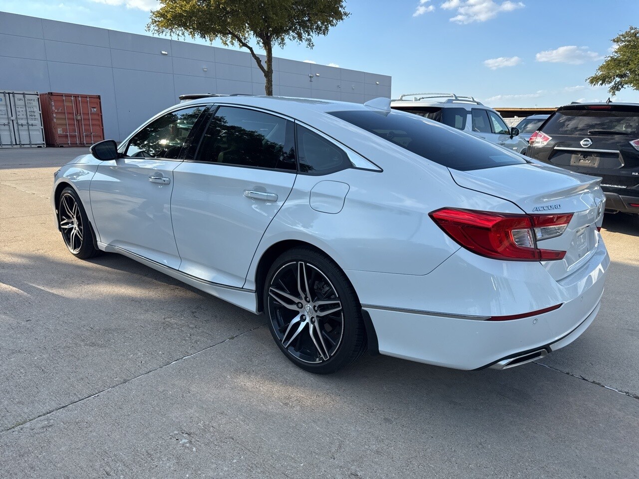 2021 Honda Accord Touring 2.0T photo 3