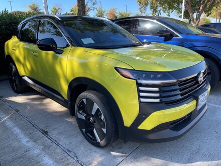 2025 Nissan Kicks SR SUV