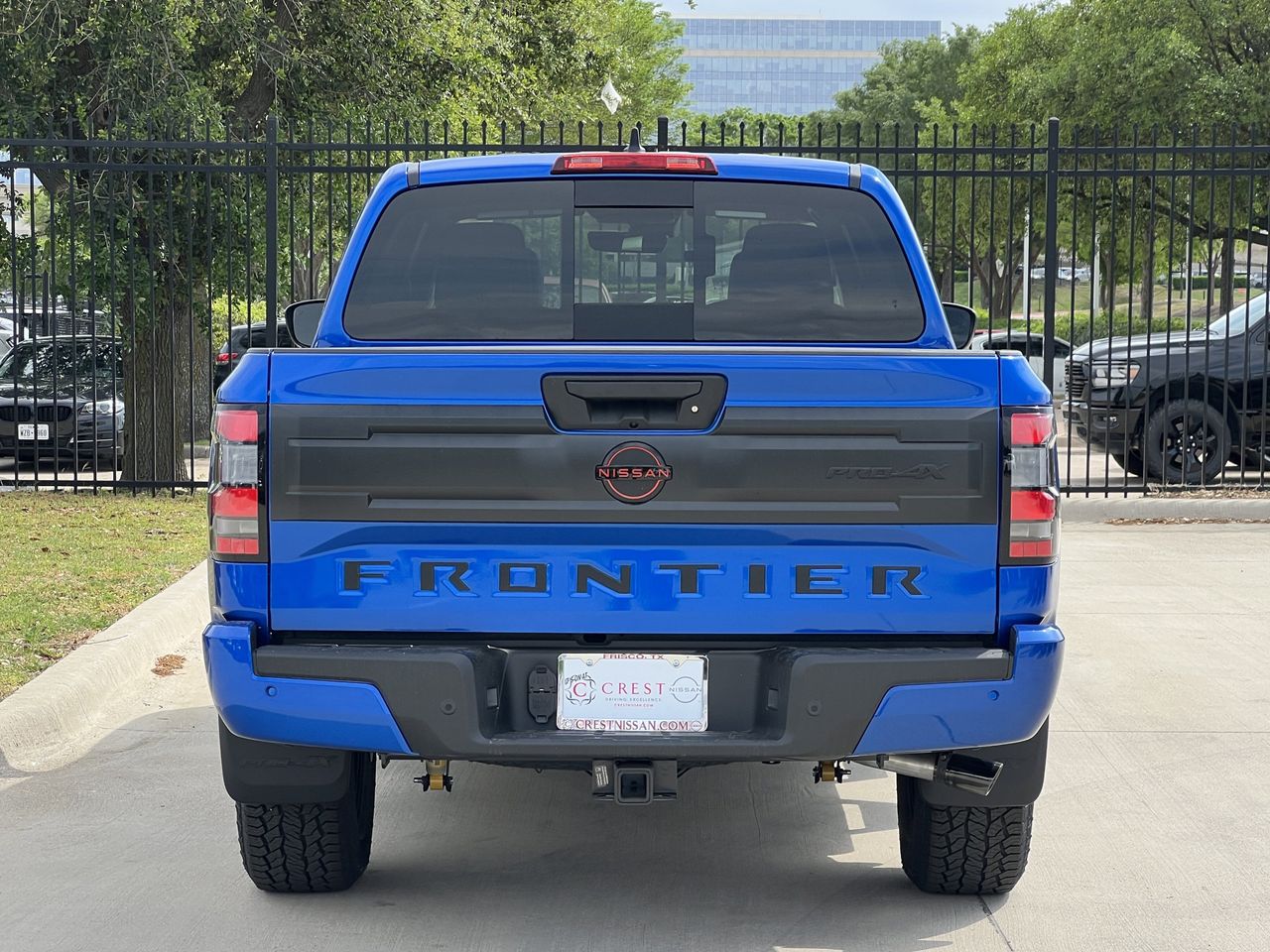 View vehicle photo 5